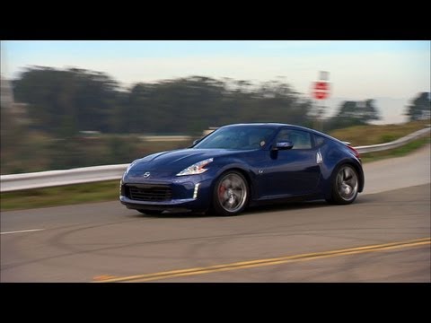 Car Tech - 2013 Nissan 370Z Touring