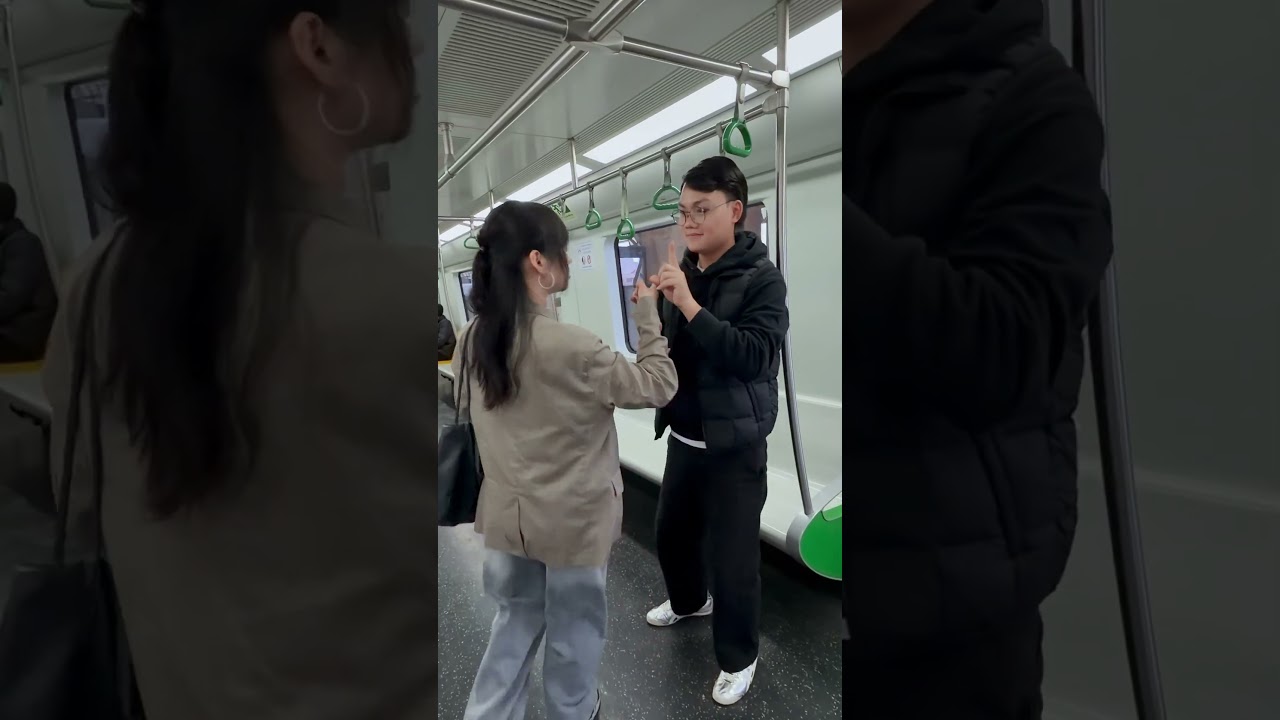 CD - Timely Protecting a Girl from a Sudden Mishap [CONDA NGUYEN] 