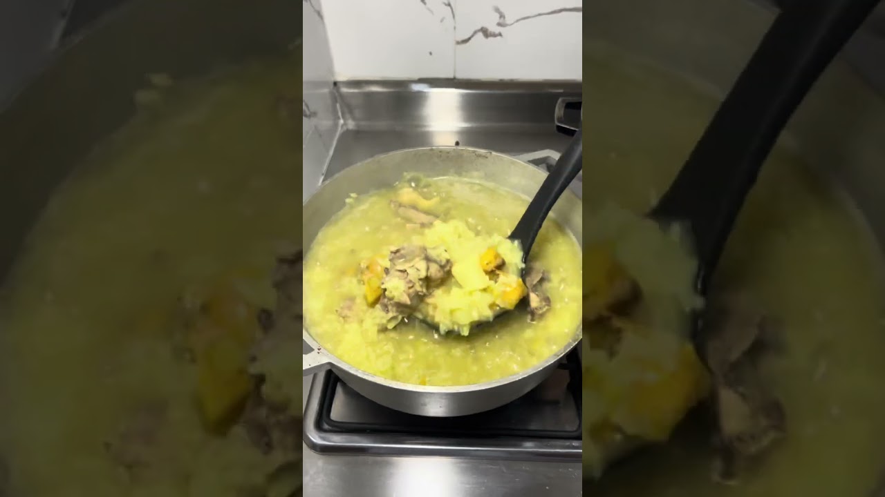 Preparemos el almuerzo para mis hijos (sopa de arroz con pollo)