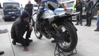 Fettling a Suzuki XR14 RG500 @ Manfield