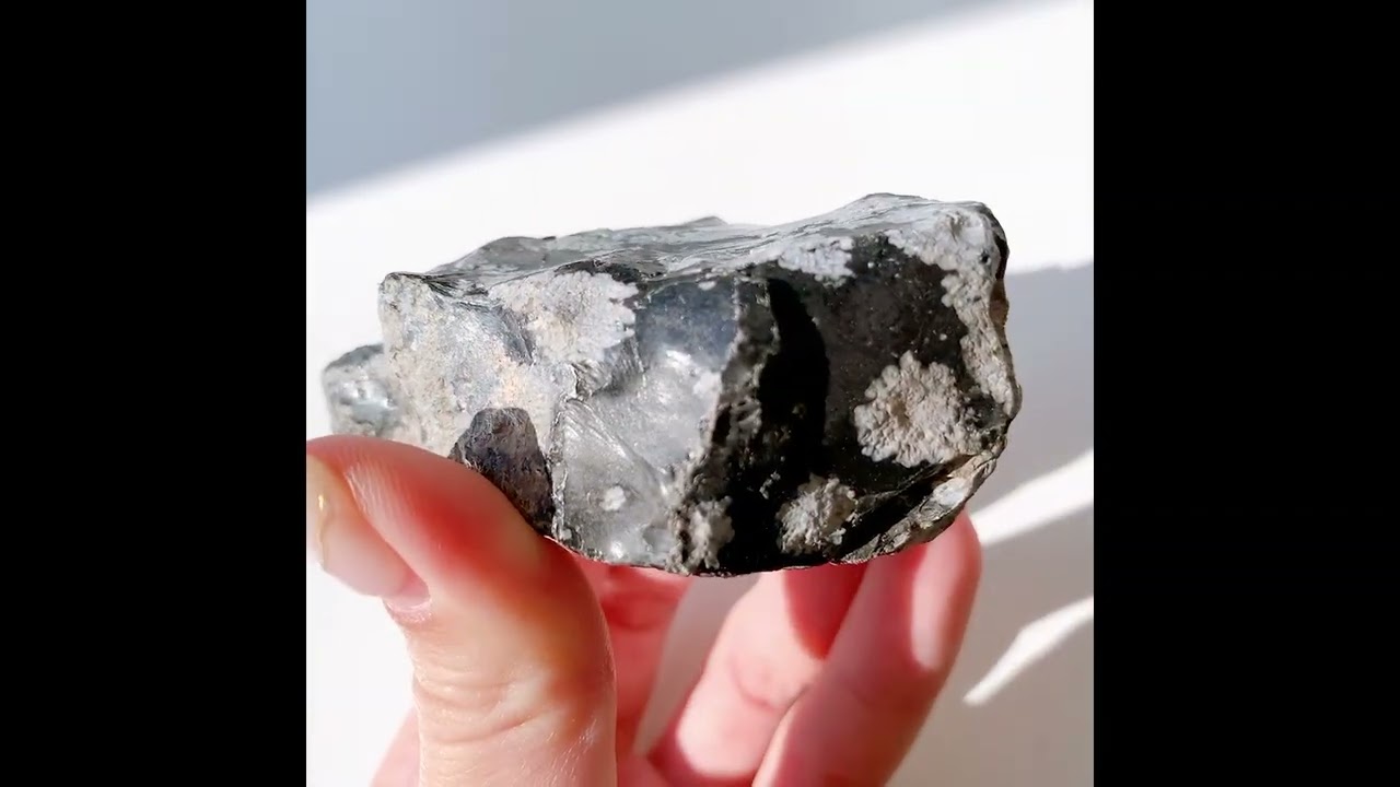 スノーフレイクオブシディアン 原石 | 原石 | Crystals by Purely
