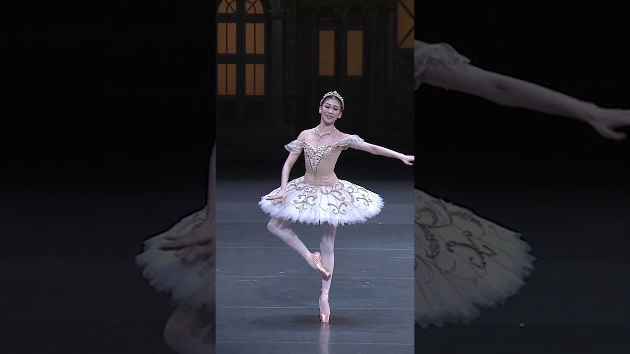 バレエ Shelly 新国立劇場バレエ団『くるみ割り人形』こんぺい糖のヴァリエーション