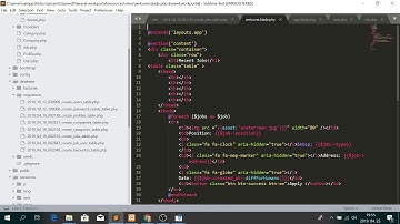 Laravel 5.8  oktató videó adatbázis tábla adatainak megjelenítése