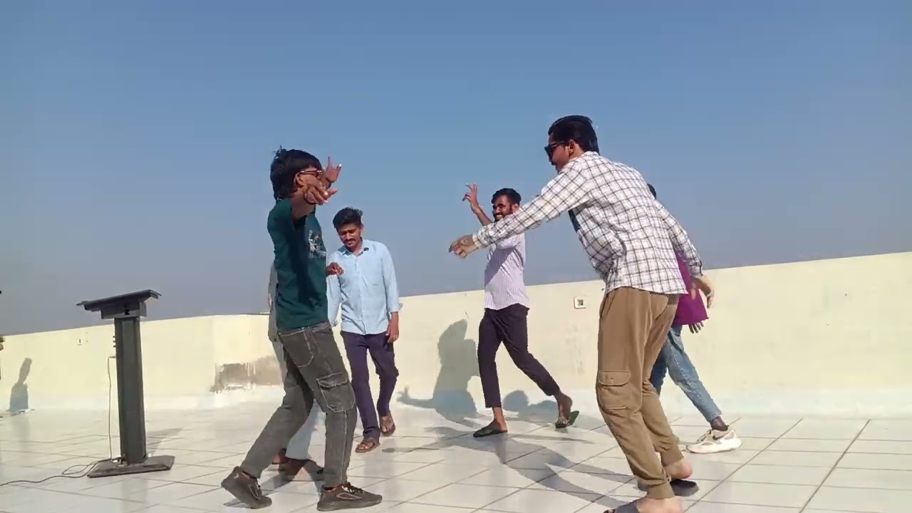 ભાટગામ રમેશ  મસાર પ્રવીણ રાઠોડ ભરત મસાર અલ્પેશ રાઠોડ રવિન્દ્ર મસાર સંજય મસાર ઉતરાયણ ની ફુલ મોજ