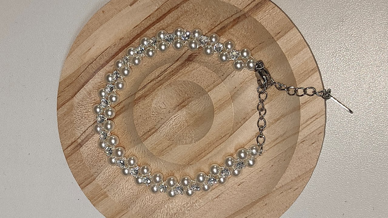 Make a pearl claw diamond bracelet!