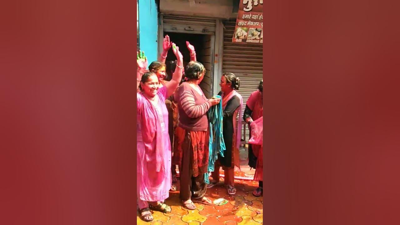 sar ra ra holi song