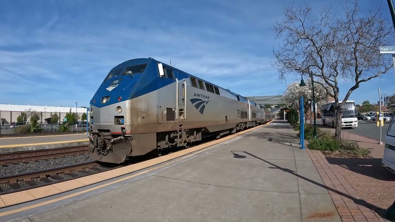 Amtrak train #5 California Zephyr in Martinez Ca 3/10/26
