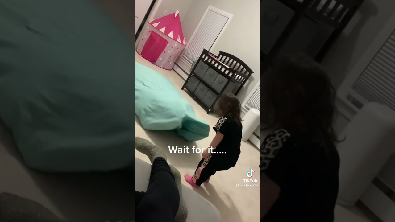 try not to laugh alucard edition