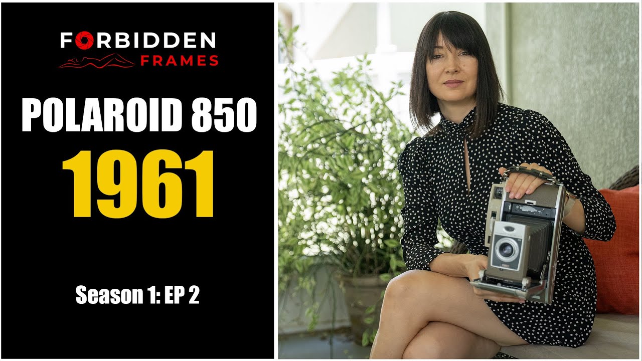 Будуар с пленочной камерой Polaroid 850 1961 года.