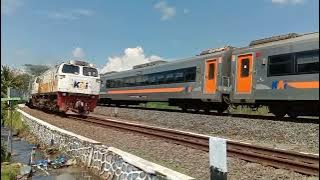 Download lagu MOMEN PAPASAN!!! KA 81C TAKSAKA dengan KA 134 FAJAR UTAMA SOLO sebelum masuk Stasiun Purwokerto!