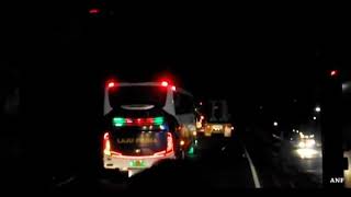 Bus laju prima ngeblong