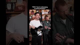 Mumford &amp; Sons just debuted "Badlands" live for the first time ever. The vocals are absolutely raw.