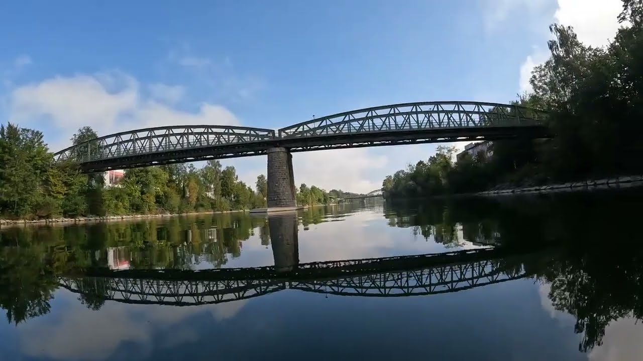 Mit dem Kajak Zellgear Spark 370 auf der Traun in Wels