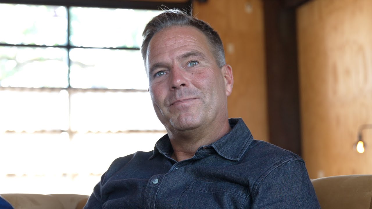 3 Mental Models He Teaches Billionaires To Become Unstoppable