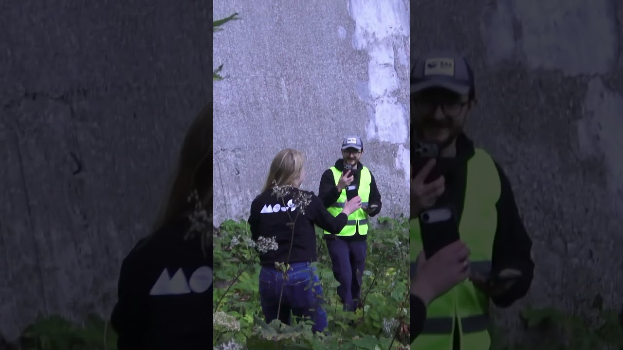 iPhone Air from 250M Drop in a Mous Case🤯🤯🤯