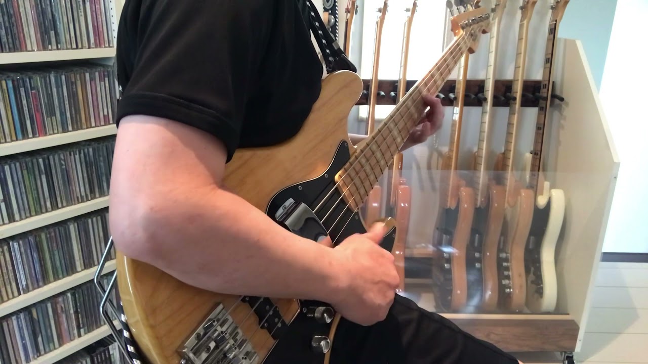 楽譜　エスペランサ・スポルディング Amazon.co.jp: ESPERANZA: ミュージック