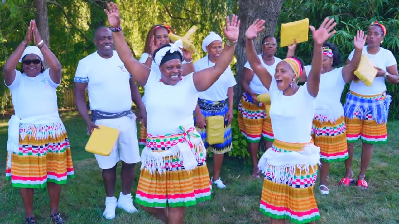 Eufrazia Di Ambrozina - Grupo de Projeto Mo na Mo - NHA MININO