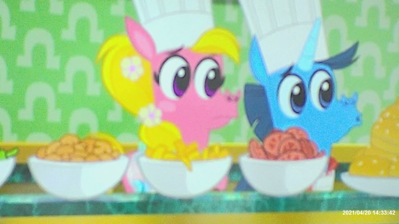 Corn y peg extrañando casa YouTube