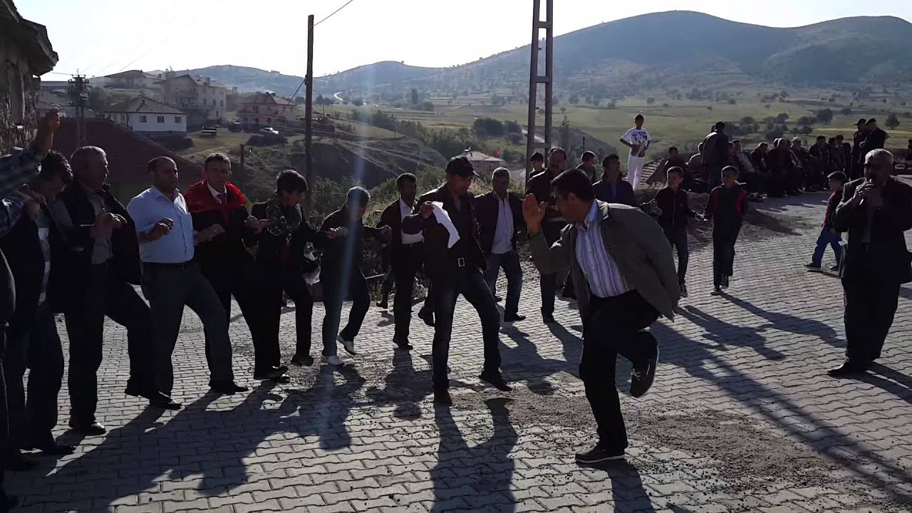 ÇANKIRI ORTA YENİCE KÖY HALAYI VE MUHTEŞEM DAVUL ZURNA