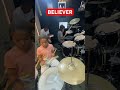 Believer na bateria | aula de bateria | bateria infantil | aula de bateria para crianças | Groove