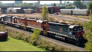 Railfanning Blasdell & Buffalo Ny On 10711 With Good Action