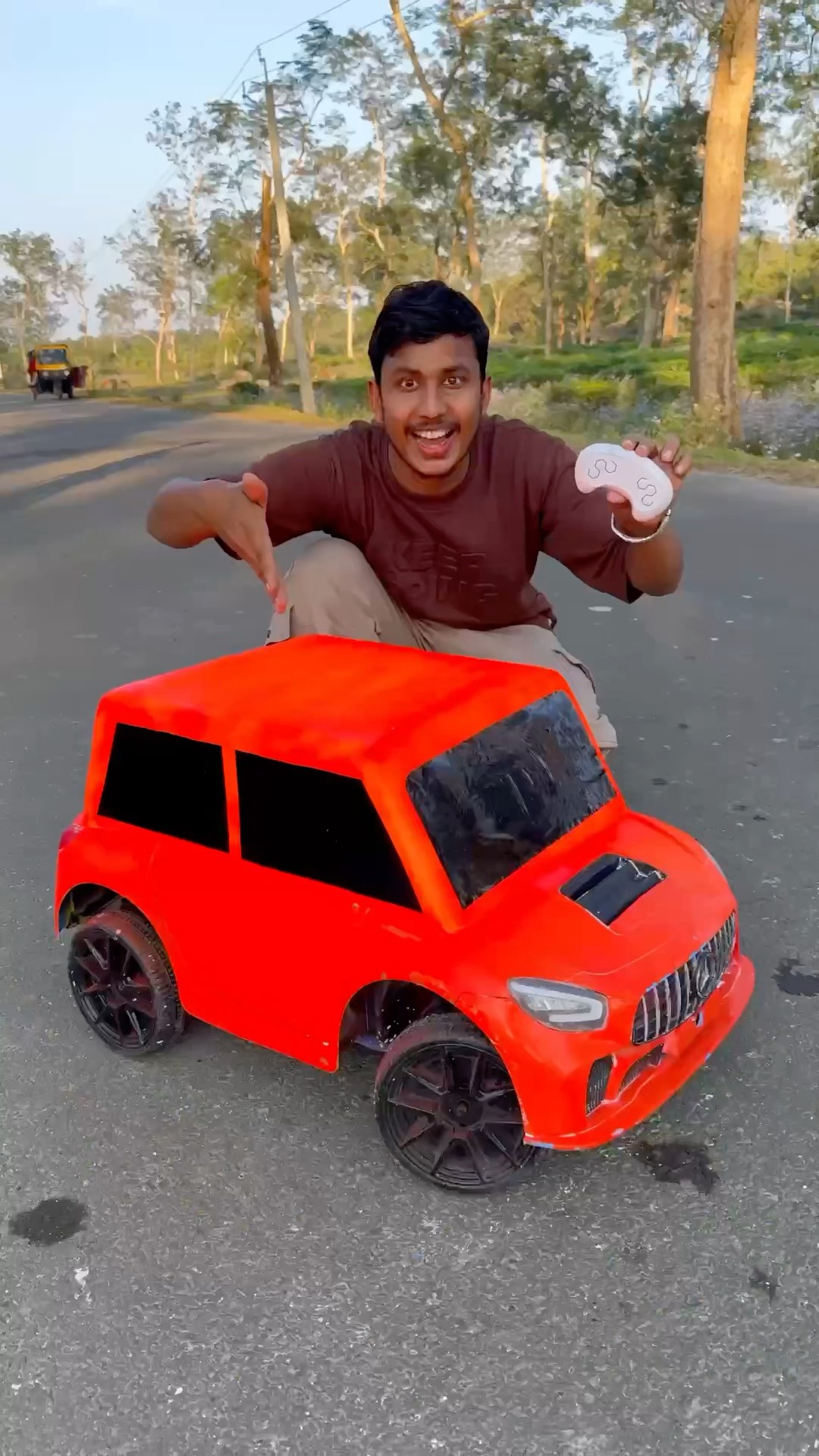 Finally Bus Thod Kar Car Banadiya ?