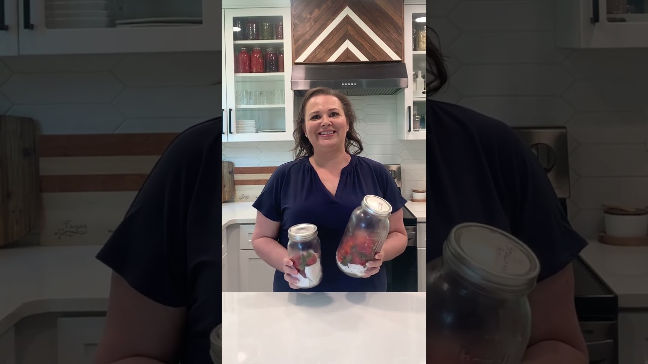 How to Wash Strawberries | The Best Way To Keep Strawberries Fresh