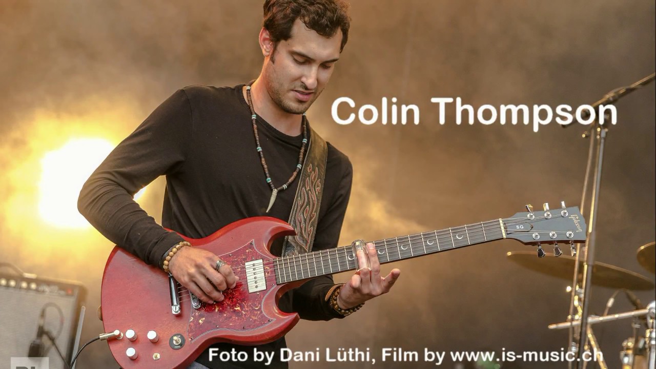 Colin Thompson - Look at little sister