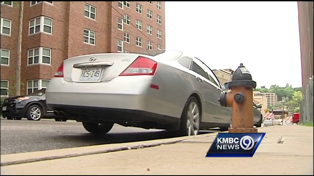 Car parked by hydrant could have been trouble for firefighters - YouTube