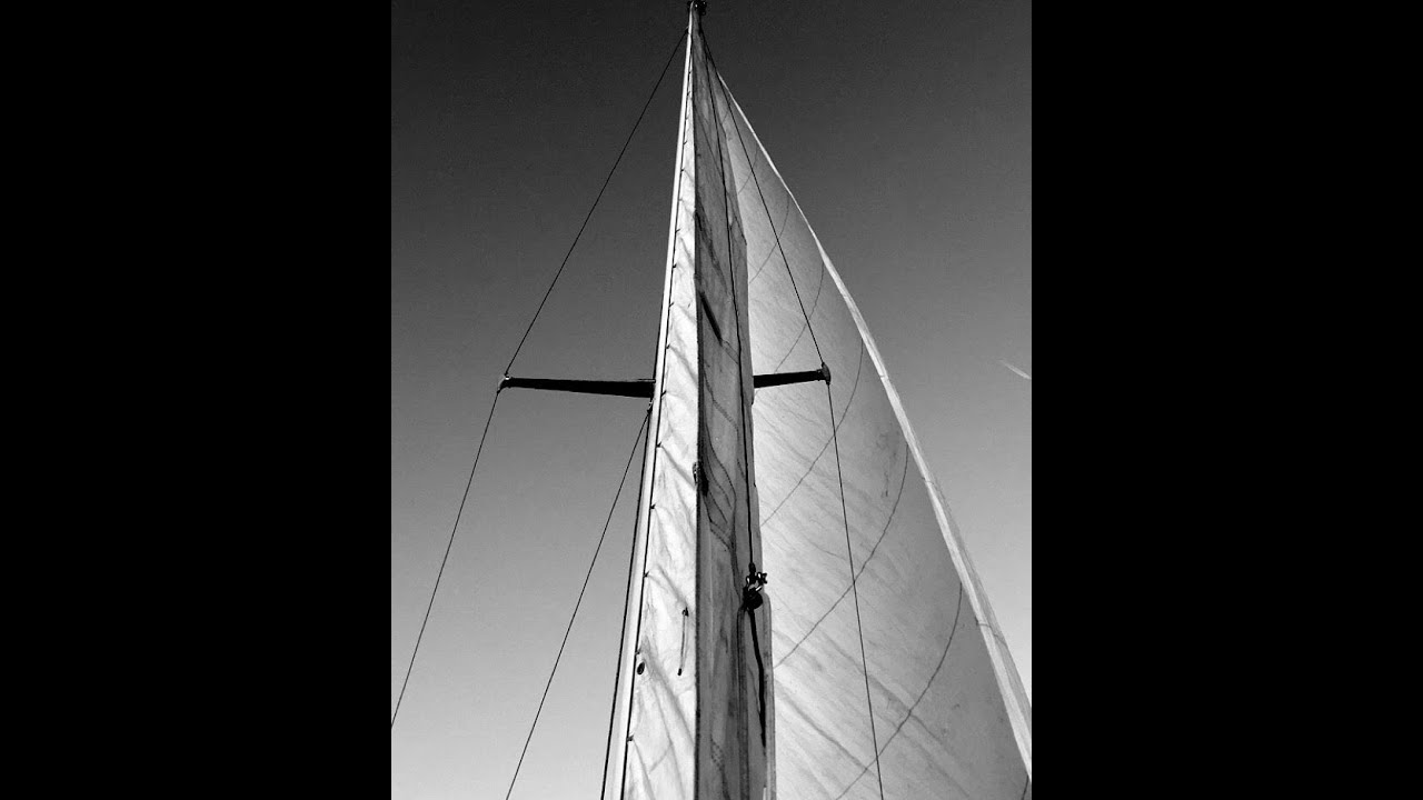 Just bought a sailboat - YouTube