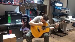 Николай Тепляшин — Yamaha TransAcoustic Guitar