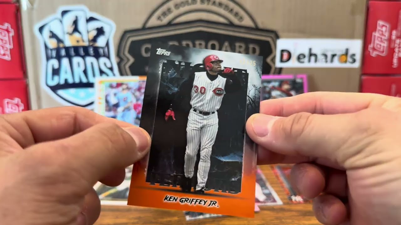 2025 Topps Update (Orange, Vintage, Blue Relic and more) 