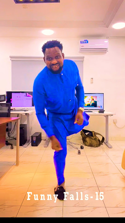 Funny Falls On Sweet Melody #funnyshorts