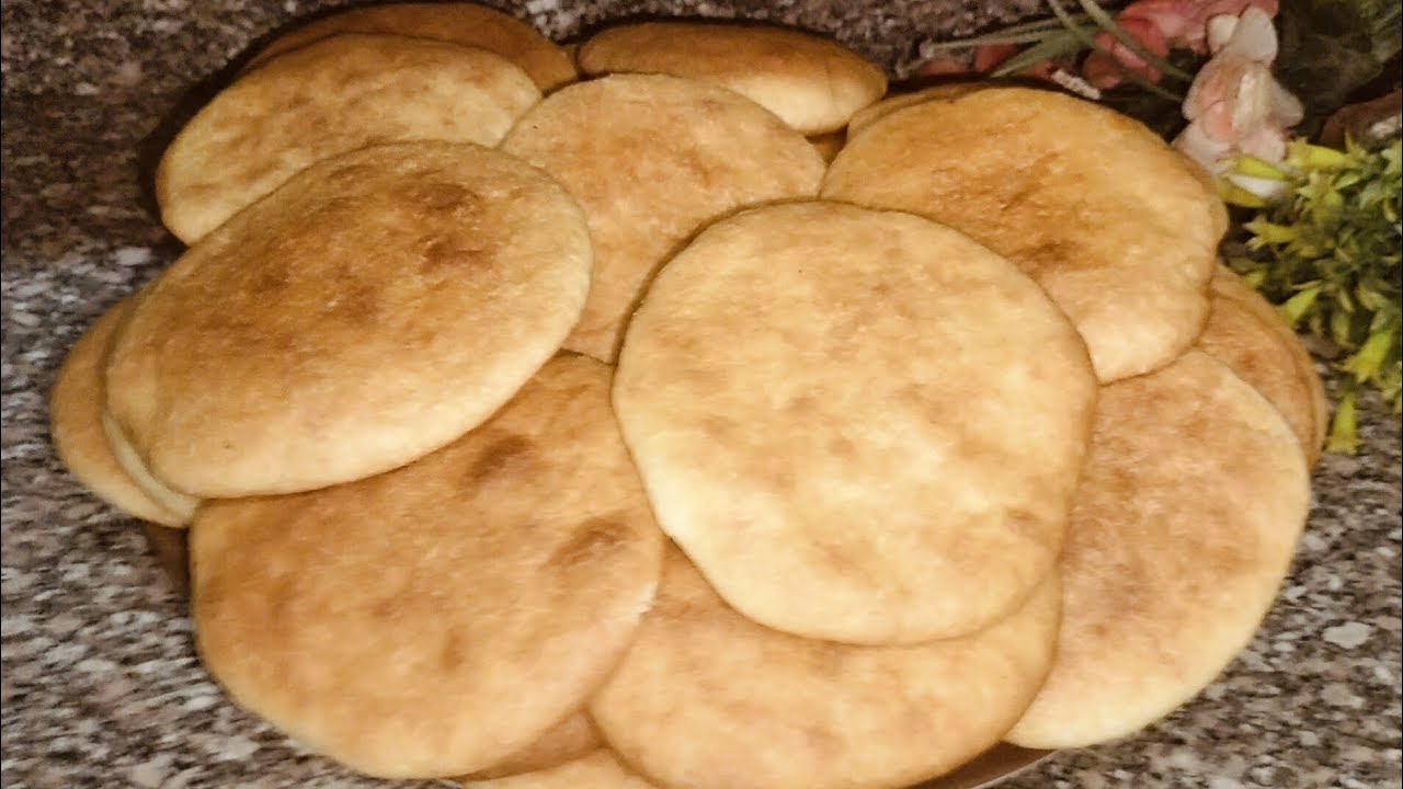 القرص الفلاحي على أصولها اللي ريحتها جايبة من آخر الشارع 