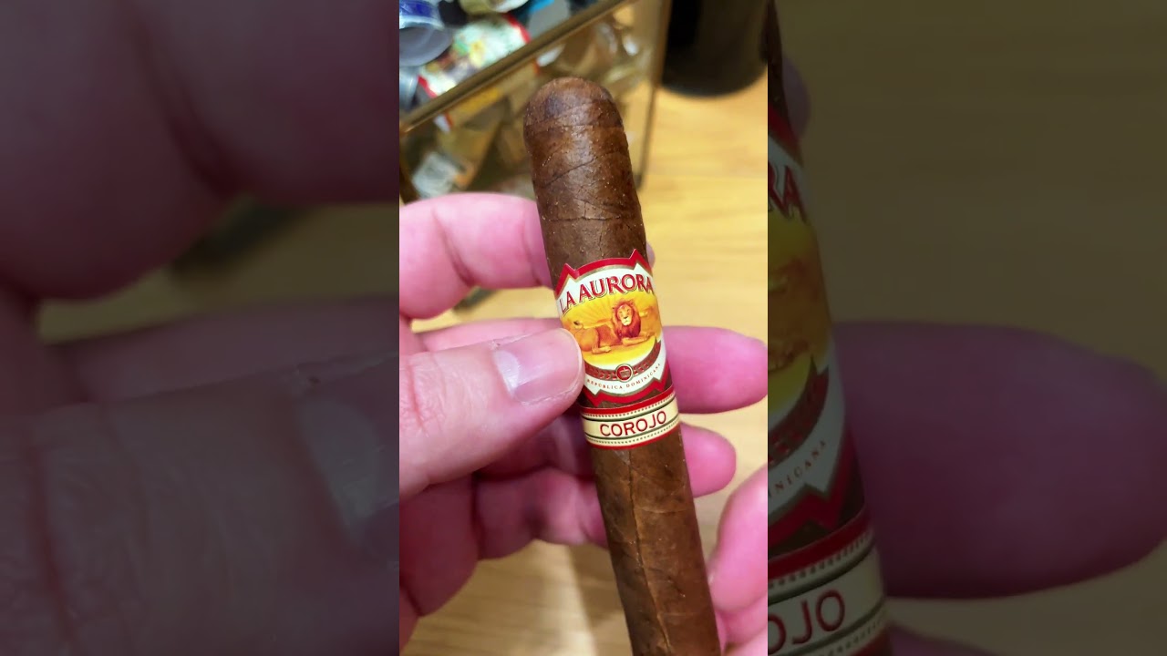 ASMR Quick Review: La Aurora Corojo 1962 Churchill ( aging in my humidor for 9 months)