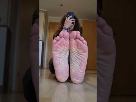#asmr #shorts #barefoot #foot #toes #sole