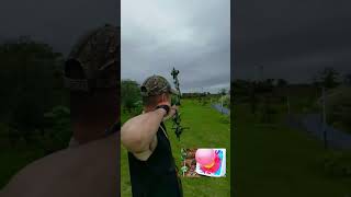 80-pound bow, shooting at a distance of 100 meters#archery #relaxation #compoundbow #recurvebow #fpv