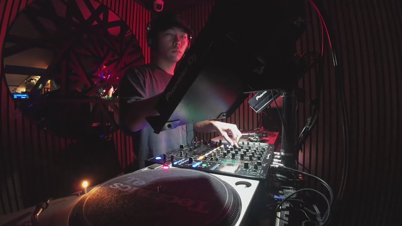 Maximum Groove 012