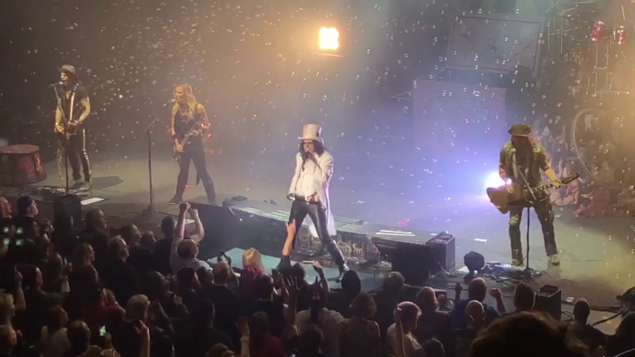 Alice Cooper- Schools Out