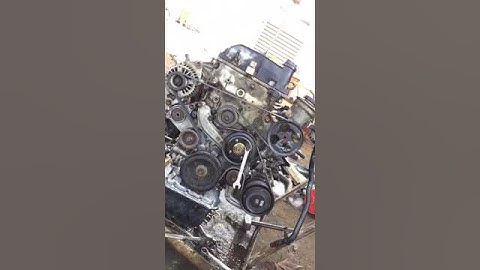 How to change fan belt Toyota