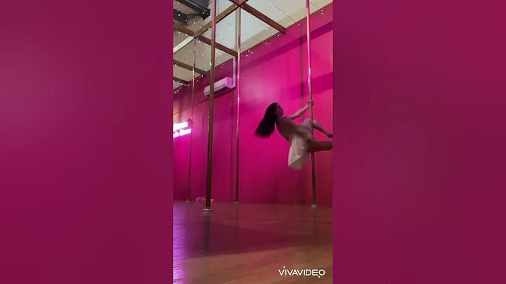 Kiss it 2022 entry Kara Beattie