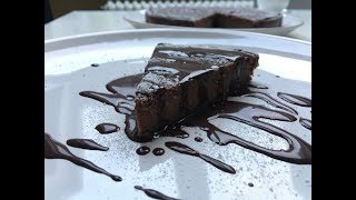 This chickpea chocolate cake is a vegan must have! it extremely easy
and delicious. yes, even though thing sounds weird, surprisingly t...