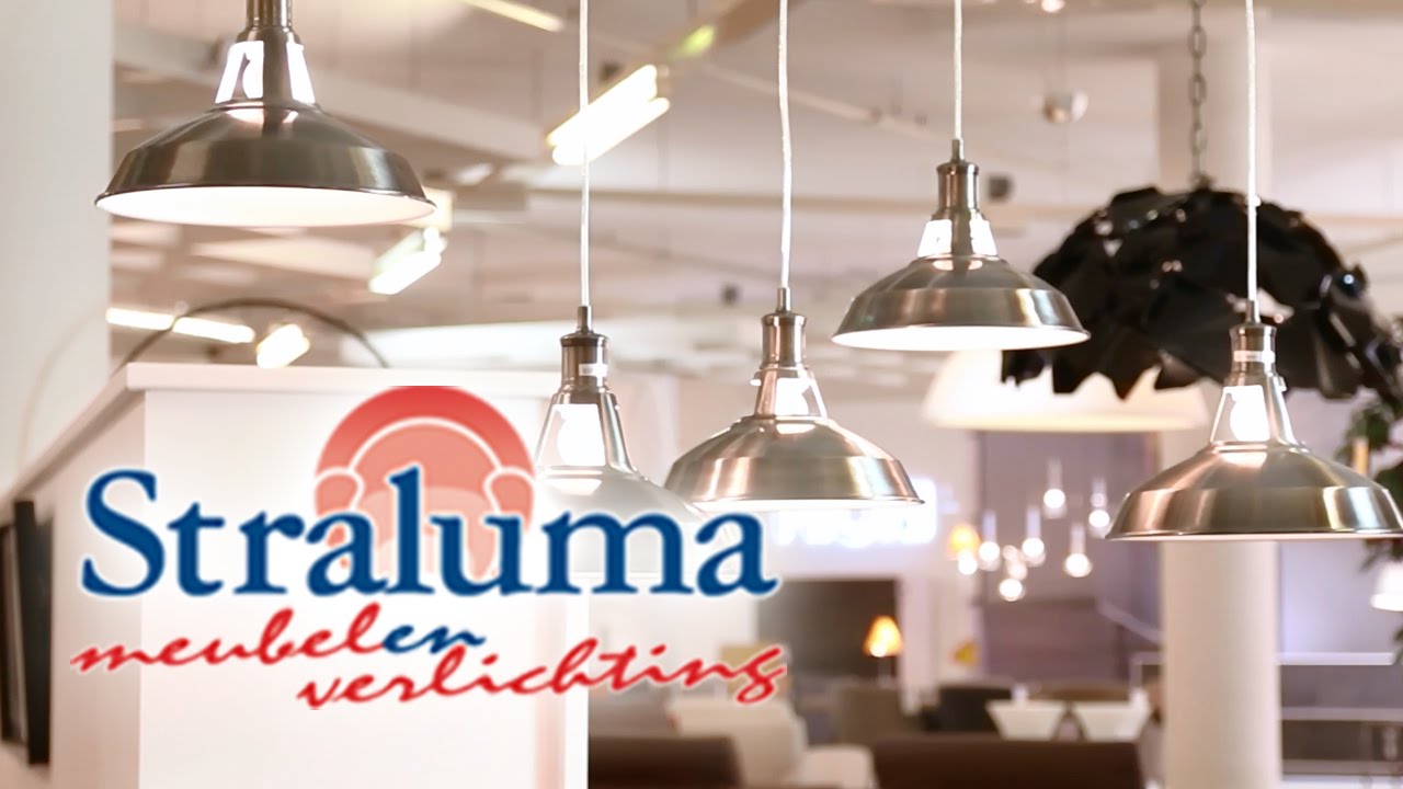 Industriële hanglamp met 5 metalen kappen in zwart nikkel, bij Straluma de grootste lampenzaak