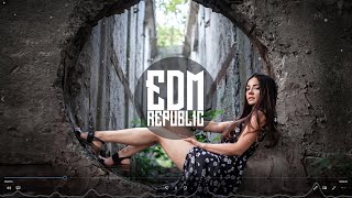 Dart Rayne & Yura Moonlight & Sarah Lynn (Allen & Envy Remix) [Uplifting Vocal Trance 2022] Resimi