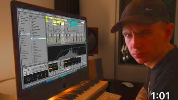 How KLANGKUENSTLER Makes His Hard Melodic Techno Tracks [+Samples]