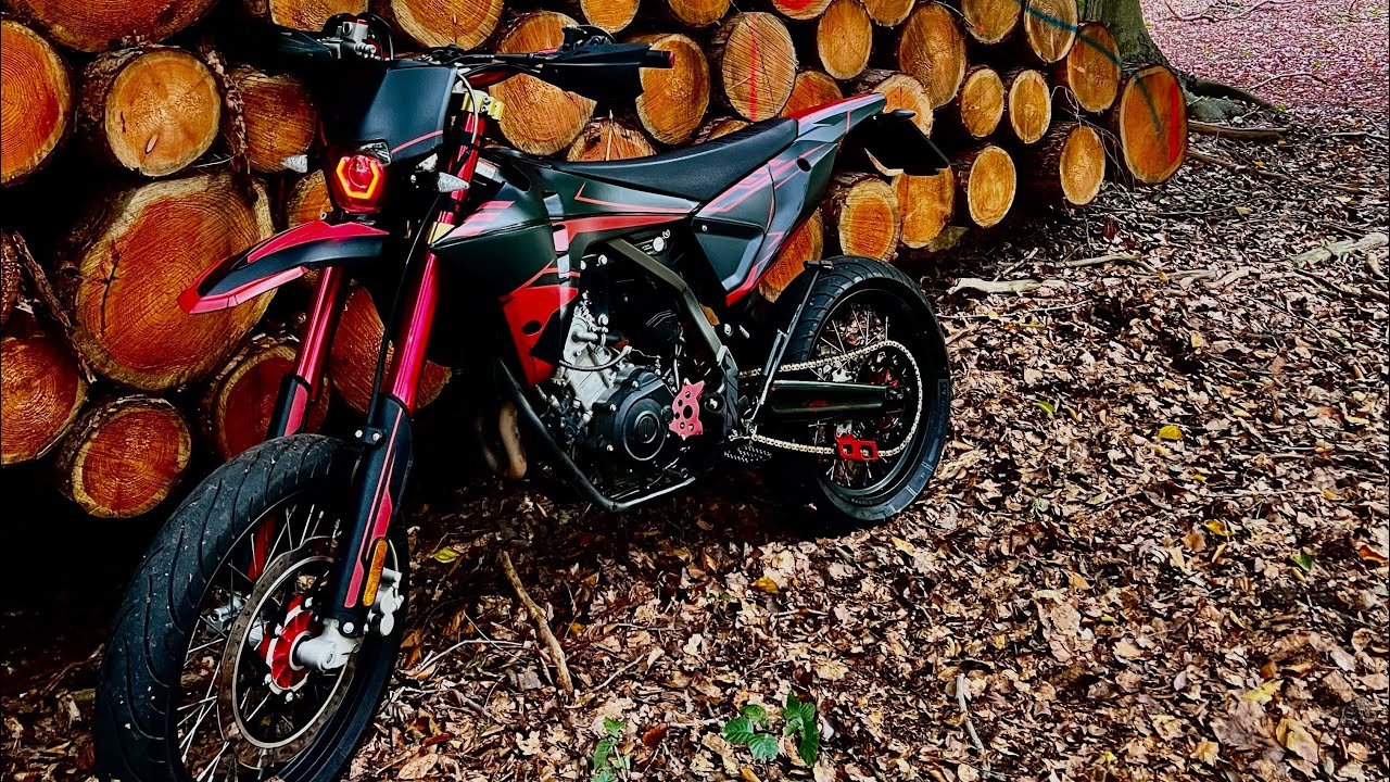 Fantic XMF 125 - Full Trottle/ RAW Exhaust