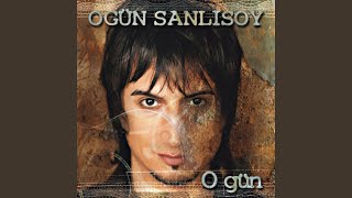 Video thumbnail of "Ogün Sanlısoy - Diyorlar"