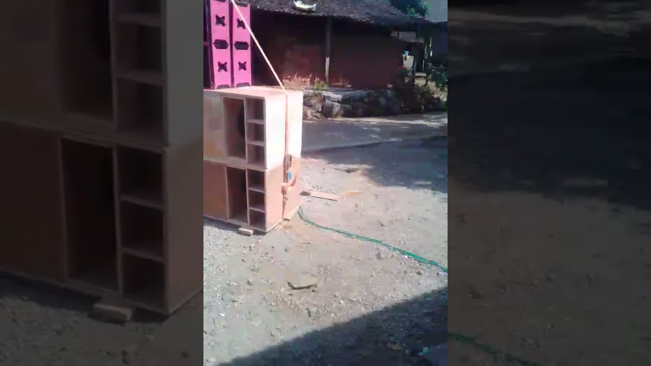 Cek Sound miniatur,Operator balap keong.