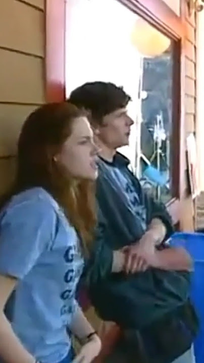 🎡 Adventureland ⭐ Kristen Stewart & Jesse Einsenberg 👥 (Brennan   Lewin) 🕶️ (Flower In The Desert)