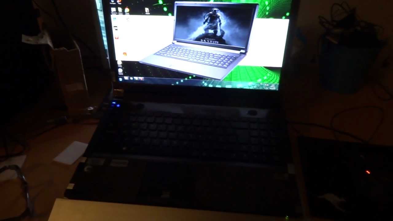 Clevo P151EM  GTX 670M  Front and side View w/ written review